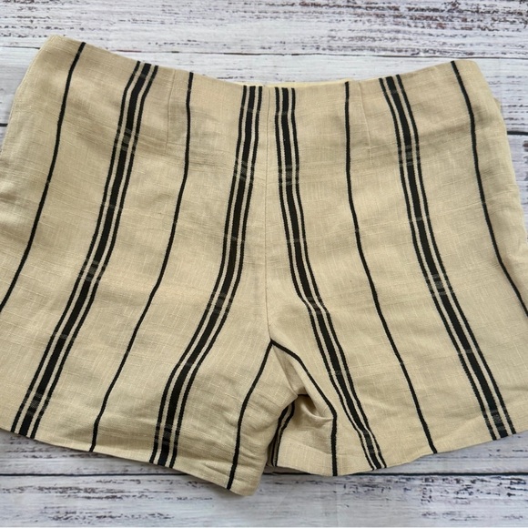 Tory Burch Edna Flat Front High Rise Striped Linen Casual Shorts Size 8 Beige - Picture 7 of 8